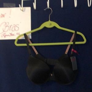 New Maidenform Bra.    2020